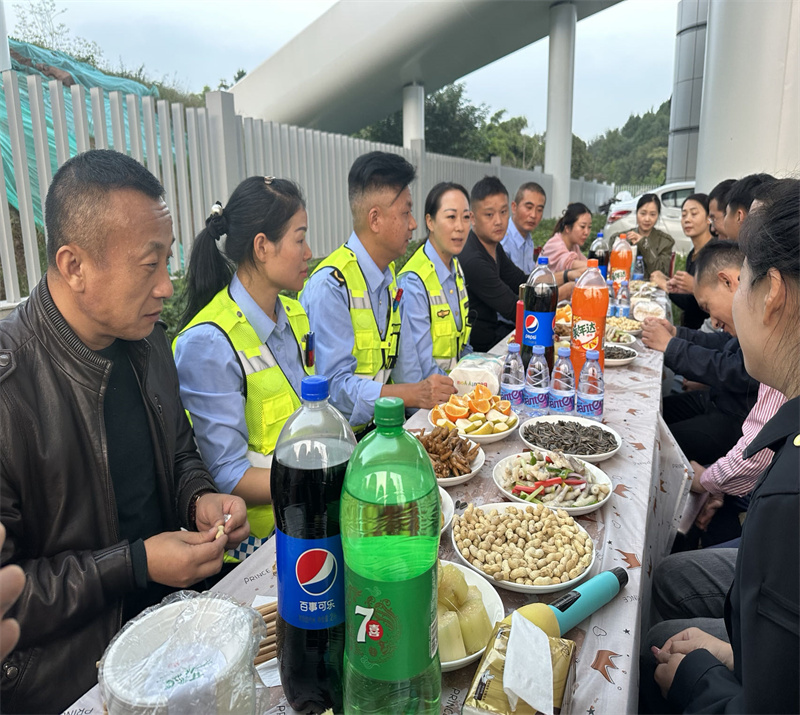 愛(ài)企如愛(ài)家2.jpg